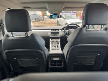 LAND ROVER RANGE ROVER EVOQUE 2.0 TD4 SE Tech SUV 5dr Diesel Auto 4WD Euro 6 (s/s) (180 ps)