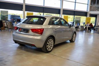 AUDI A1 1.4 TFSI Sport Sportback 5dr Petrol S Tronic Euro 5 (s/s) (122 p