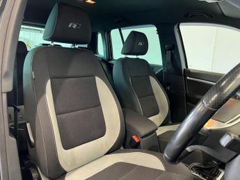 VOLKSWAGEN TIGUAN 2.0 TDI BlueMotion Tech R-Line SUV 5dr Diesel DSG 4WD Euro 5 (s/