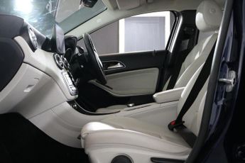 MERCEDES-BENZ A-CLASS 2.1 A200d Sport Hatchback 5dr Diesel 7G-DCT Euro 6 (s/s) (136 ps