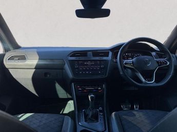 VOLKSWAGEN TIGUAN 1.5 TSI R-Line SUV 5dr Petrol DSG Euro 6 (s/s) (150 ps)
