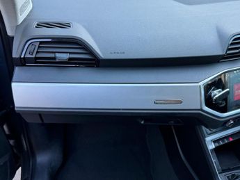 AUDI Q3 1.5 TFSI CoD 35 Sport SUV 5dr Petrol S Tronic Euro 6 (s/s) (150 