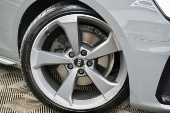 AUDI A4 2.0 TDI 30 Black Edition Saloon 4dr Diesel S Tronic Euro 6 (s/s)
