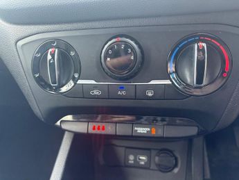 HYUNDAI I20 1.2 SE Hatchback 5dr Petrol Manual Euro 6 (84 ps)