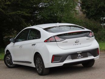 HYUNDAI IONIQ 38.3kWh Premium Hatchback 5dr Electric Auto (136 ps)