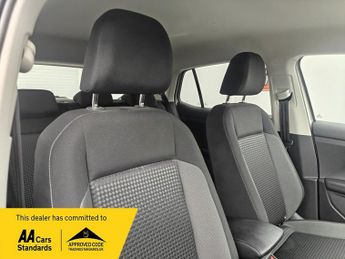 VOLKSWAGEN T-CROSS 1.0 TSI Active SUV 5dr Petrol DSG Euro 6 (s/s) (110 ps)