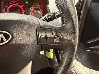 KIA CEED 1.6 CRDi 3 Sports Wagon 5dr Diesel Auto Euro 4 (113 bhp)