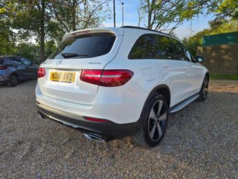 MERCEDES-BENZ GLC 2.1 GLC220d Urban Edition SUV 5dr Diesel G-Tronic+ 4MATIC Euro 6