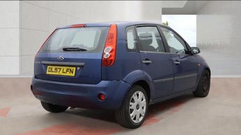 FORD FIESTA 1.25 Style Climate Hatchback 5dr Petrol Manual (142 g/km, 74 bhp