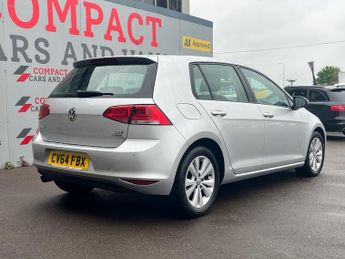 VOLKSWAGEN GOLF 1.6 TDI BlueMotion Tech SE Hatchback 5dr Diesel DSG Euro 5 (s/s)
