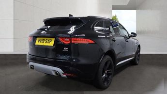 JAGUAR F-PACE 3.0 D300 V6 S SUV 5dr Diesel Auto AWD Euro 6 (s/s) (300 ps)