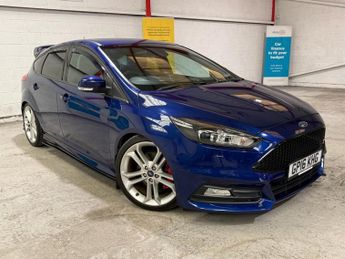 Ford Focus 2.0T EcoBoost ST-3 Hatchback 5dr Petrol Manual Euro 6 (s/s) (250