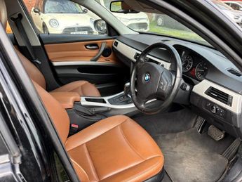 BMW 3 SERIES 2.0 318i SE Touring 5dr Petrol Steptronic Euro 5 (143 ps)
