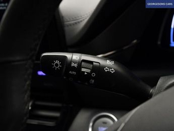 HYUNDAI IONIQ 38.3kWh Premium Hatchback 5dr Electric Auto (136 ps)