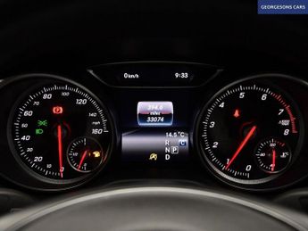 MERCEDES-BENZ GLA 1.6 GLA200 SE (Executive) SUV 5dr Petrol 7G-DCT Euro 6 (s/s) (15