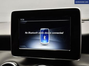 MERCEDES-BENZ GLA 1.6 GLA200 SE (Executive) SUV 5dr Petrol 7G-DCT Euro 6 (s/s) (15