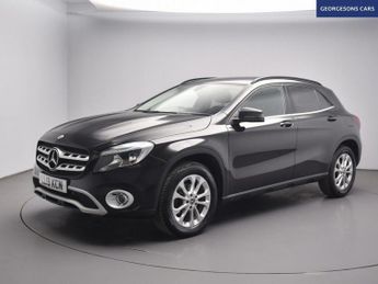 MERCEDES-BENZ GLA 1.6 GLA200 SE (Executive) SUV 5dr Petrol 7G-DCT Euro 6 (s/s) (15