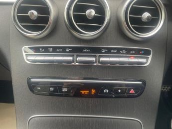 MERCEDES-BENZ GLC 2.0 GLC220d AMG Line SUV 5dr Diesel G-Tronic+ 4MATIC Euro 6 (s/s