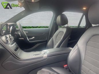 MERCEDES-BENZ GLC 2.0 GLC220d AMG Line SUV 5dr Diesel G-Tronic+ 4MATIC Euro 6 (s/s