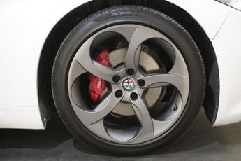 ALFA ROMEO GIULIA Alfa Romeo Giulia 2.2 TD Speciale Saloon 4dr Diesel Auto Euro 6 