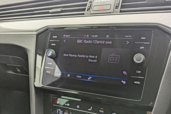 VOLKSWAGEN PASSAT 1.4 TSI 13kWh GTE Estate 5dr Petrol Plug-in Hybrid DSG Euro 6 (s