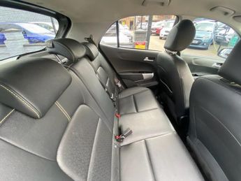 KIA PICANTO 1.0 DPi X-Line S Hatchback 5dr Petrol AMT Euro 6 (s/s) (66 bhp)
