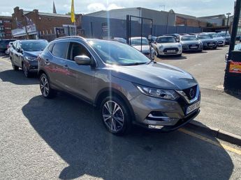 Nissan Qashqai 1.3 DIG-T N-Connecta SUV 5dr Petrol Manual Euro 6 (s/s) (140 ps)