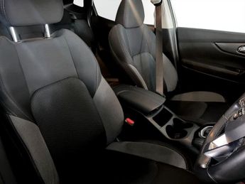 NISSAN QASHQAI 1.5 dCi N-Connecta SUV 5dr Diesel DCT Auto Euro 6 (s/s) (115 ps)