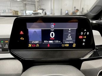 VOLKSWAGEN ID.3 Pro Performance 58kWh Family Hatchback 5dr Electric Auto (204 ps