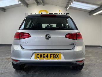 VOLKSWAGEN GOLF 1.6 TDI BlueMotion Tech SE Hatchback 5dr Diesel DSG Euro 5 (s/s)