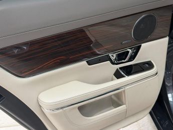 JAGUAR XJ 3.0d V6 Portfolio Saloon 4dr Diesel Auto Euro 6 (s/s) (300 ps)