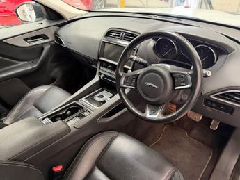 JAGUAR F-PACE 2.0 D180 R-Sport SUV 5dr Diesel Auto AWD Euro 6 (s/s) (180 ps)