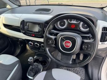 FIAT 500L 1.3 MultiJet Pop Star MPW 5dr Diesel Dualogic Euro 6 (s/s) (7 Se