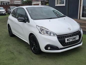 Peugeot 208 1.2 PureTech Black Edition Hatchback 3dr Petrol Manual Euro 6 (8
