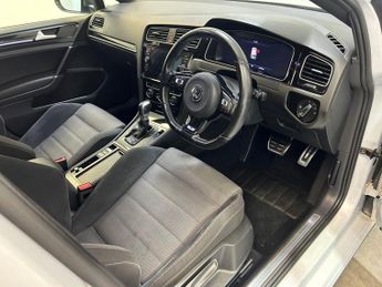 VOLKSWAGEN GOLF 2.0 TSI R Hatchback 5dr Petrol DSG 4Motion Euro 6 (s/s) (310 ps)