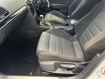 VOLKSWAGEN GOLF 2.0 TSI R Hatchback 5dr Petrol DSG 4Motion Euro 6 (s/s) (310 ps)