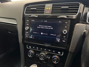 VOLKSWAGEN GOLF 2.0 TSI R Hatchback 5dr Petrol DSG 4Motion Euro 6 (s/s) (310 ps)
