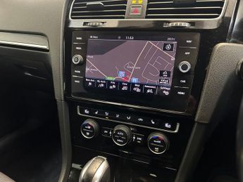 VOLKSWAGEN GOLF 2.0 TSI R Hatchback 5dr Petrol DSG 4Motion Euro 6 (s/s) (310 ps)