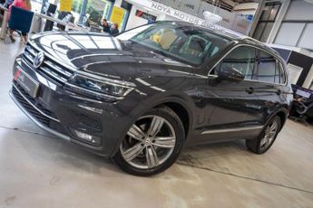 VOLKSWAGEN TIGUAN 2.0 TDI SEL SUV 5dr Diesel DSG Euro 6 (s/s) (150 ps)