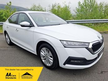 Skoda Octavia 1.0L 5d  109 BHP