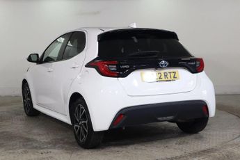 TOYOTA YARIS 1.5 VVT-h Design E-CVT Euro 6 (s/s) 5dr