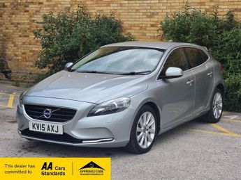 Volvo V40 2.0 D4 SE Lux Nav Hatchback 5dr Diesel Manual Euro 6 (s/s) (190 
