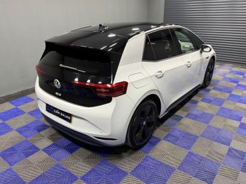 VOLKSWAGEN ID.3 Pro Performance 58kWh 1ST Edition Hatchback 5dr Electric Auto (2
