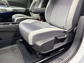 VOLKSWAGEN ID.3 Pro Performance 58kWh 1ST Edition Hatchback 5dr Electric Auto (2