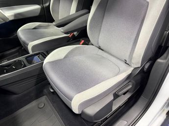 VOLKSWAGEN ID.3 Pro Performance 58kWh 1ST Edition Hatchback 5dr Electric Auto (2