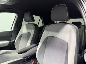 VOLKSWAGEN ID.3 Pro Performance 58kWh 1ST Edition Hatchback 5dr Electric Auto (2