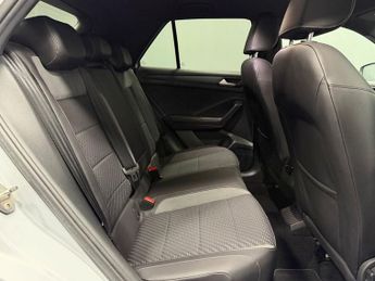 VOLKSWAGEN T-ROC 1.5 TSI GPF EVO R-Line SUV 5dr Petrol DSG Euro 6 (s/s) (150 ps)