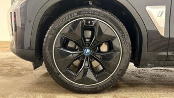 BMW IX3 80kWh Premier Edition SUV 5dr Electric Auto (286 ps)