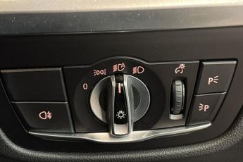 BMW IX3 80kWh Premier Edition SUV 5dr Electric Auto (286 ps) Panoramic S