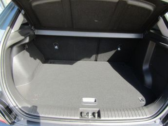 HYUNDAI KONA 1.6 h-GDi Premium SUV 5dr Petrol Hybrid DCT Euro 6 (s/s) (141 ps
